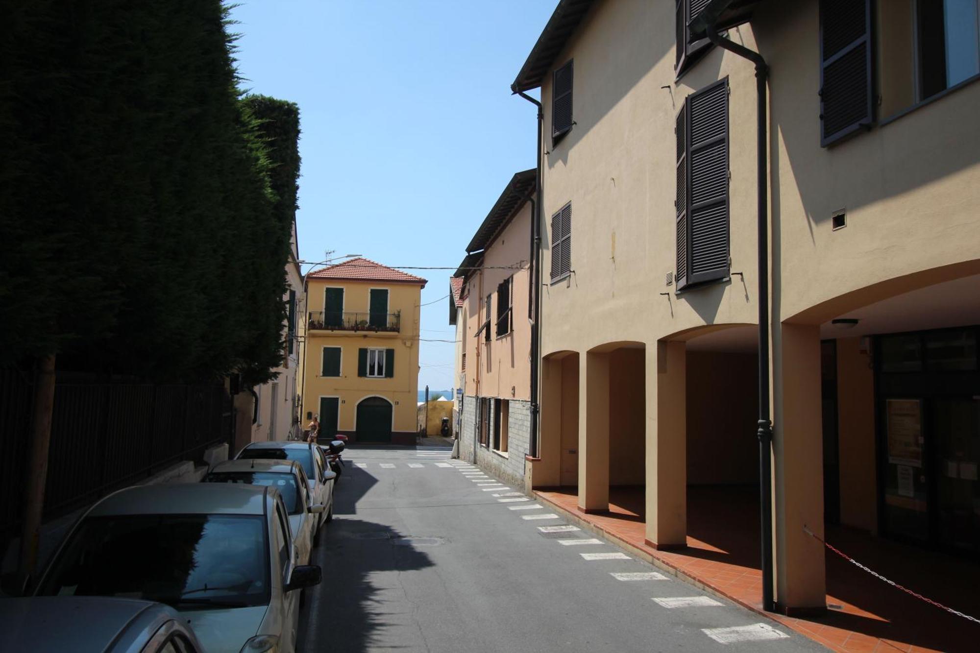 Garibaldi Appartamenti Riva Ligure Bagian luar foto