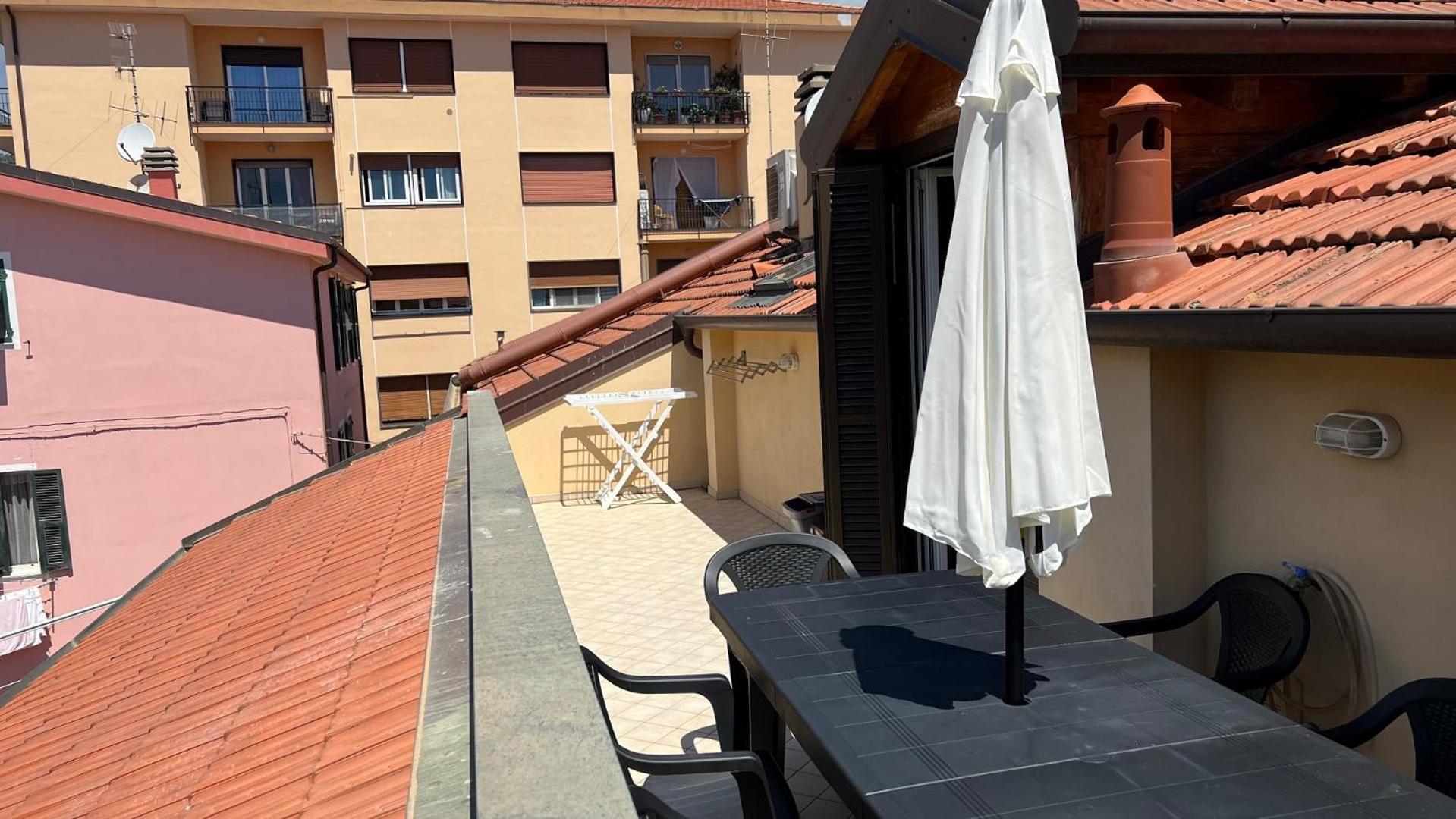 Garibaldi Appartamenti Riva Ligure Bagian luar foto